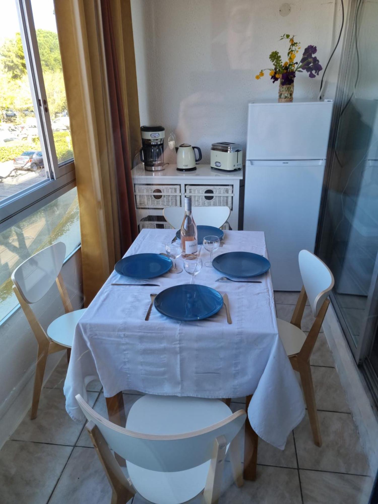 Superbe T2 Tout Confort 3 Etoiles, Entierement Renove Avec Piscine, Parking, Clim, Wifi, Netflix La Grande-Motte Esterno foto